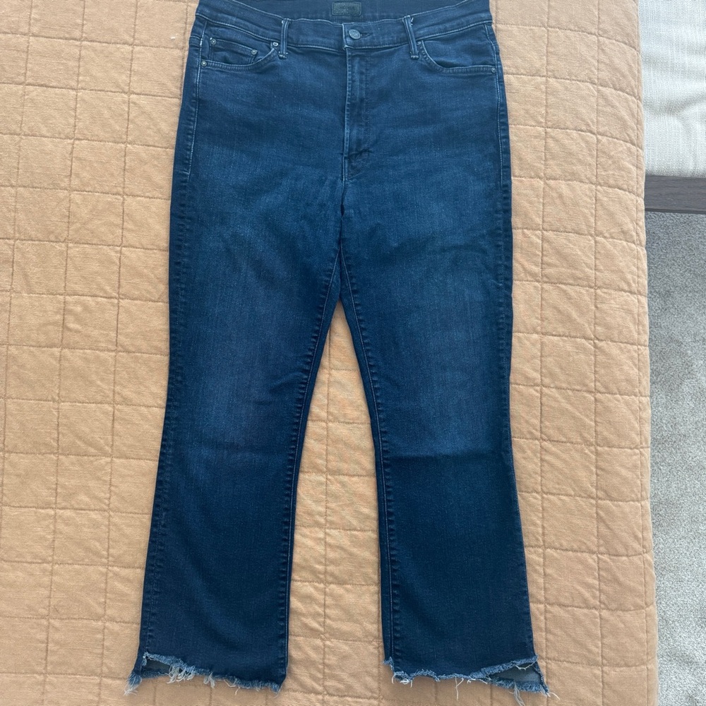 MOTHER The Insider Crop Step Fray Jeans  - Size 31